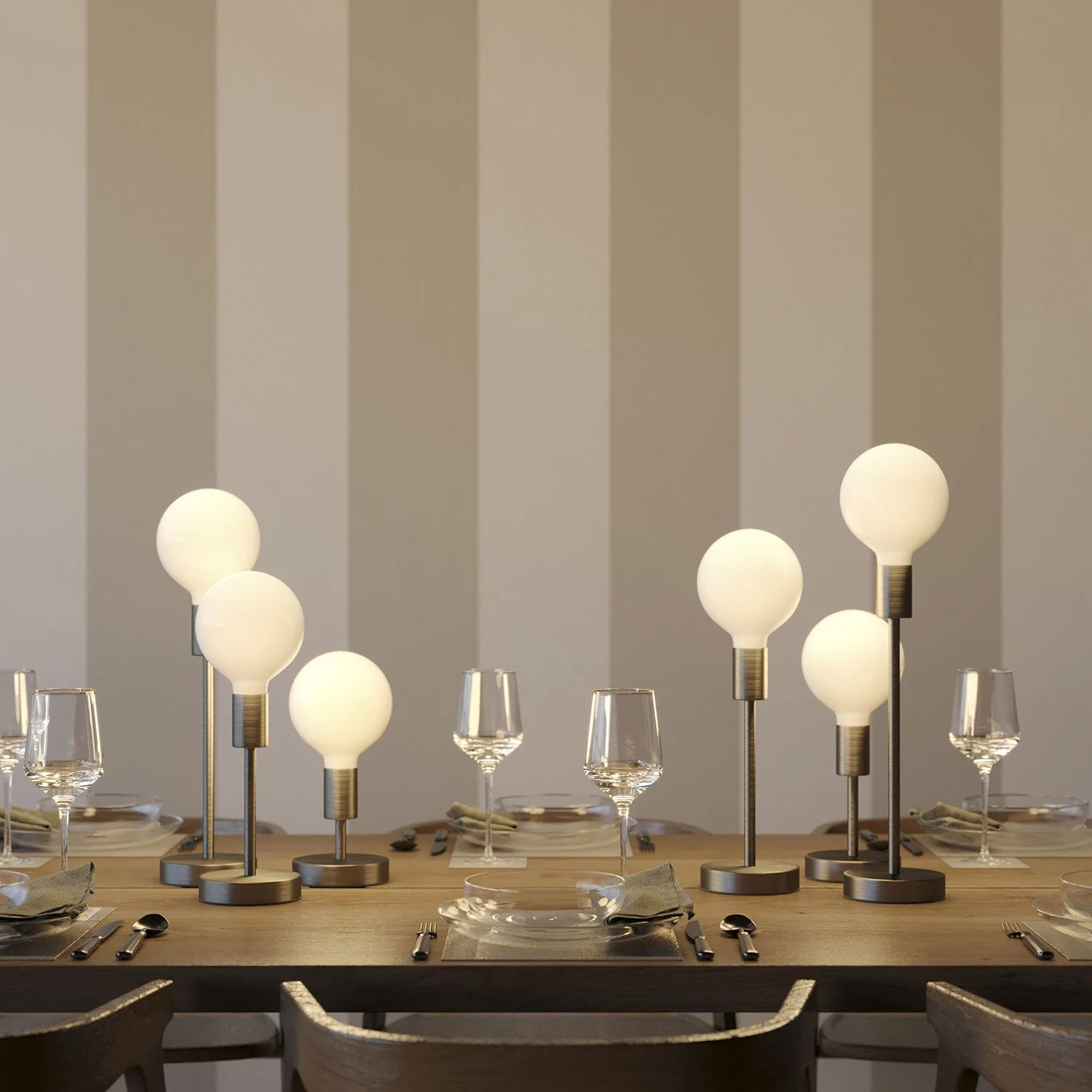Alzaluce - Table lamp in metal - Satin titanium - Image 2