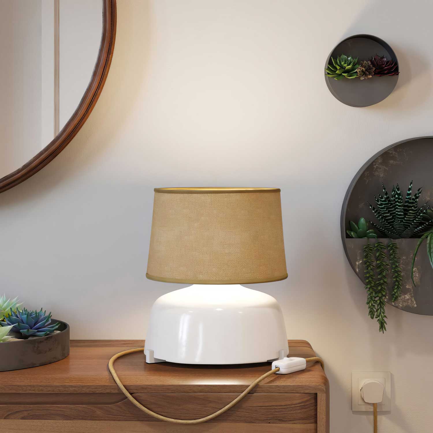 Coppa ceramic table lamp with Athena lampshade and UK plug - Natural jute - Image 2