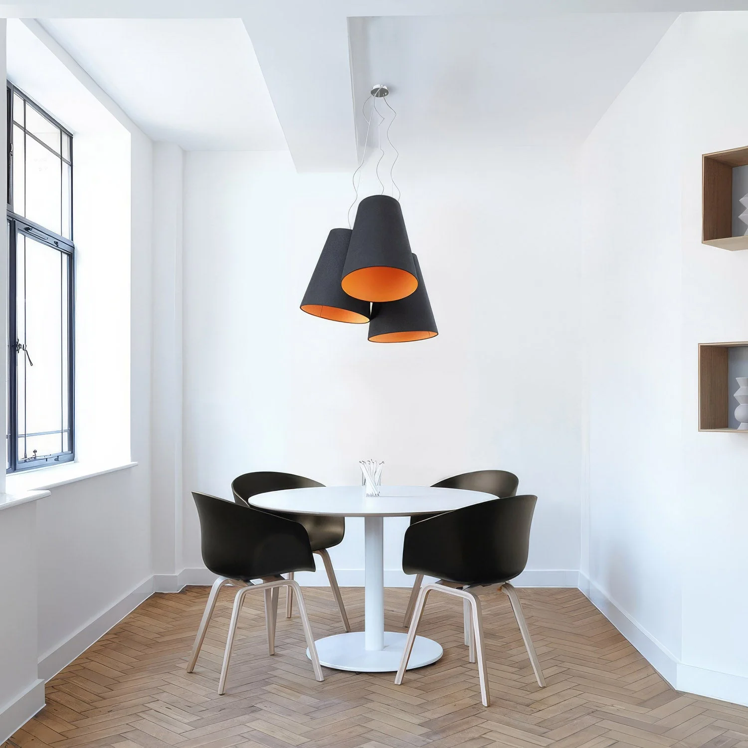 Trittico chandelier with two-tone cone Lampshades Anthracite and Mandarin - Made in Italy - Image 2
