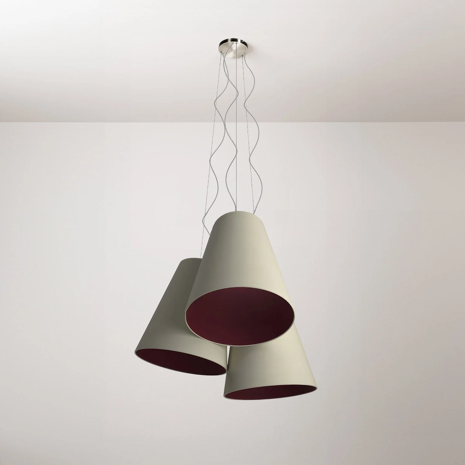 Trittico chandelier with two-tone cone lampshades in Hazelnut and Bordeaux - Made in Italy