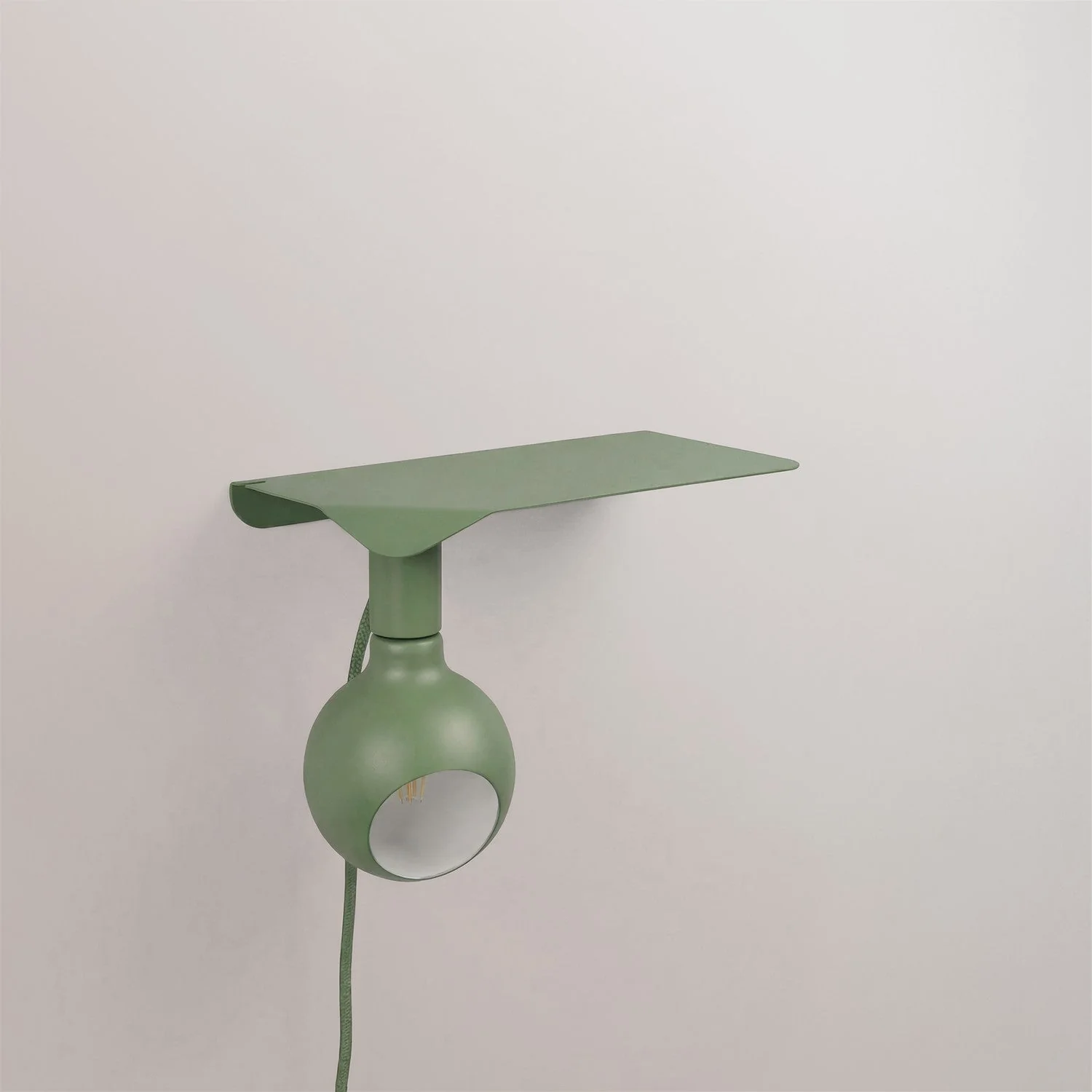 Combo Camo - Lamp with shelf and UK plug - Green - Image 5