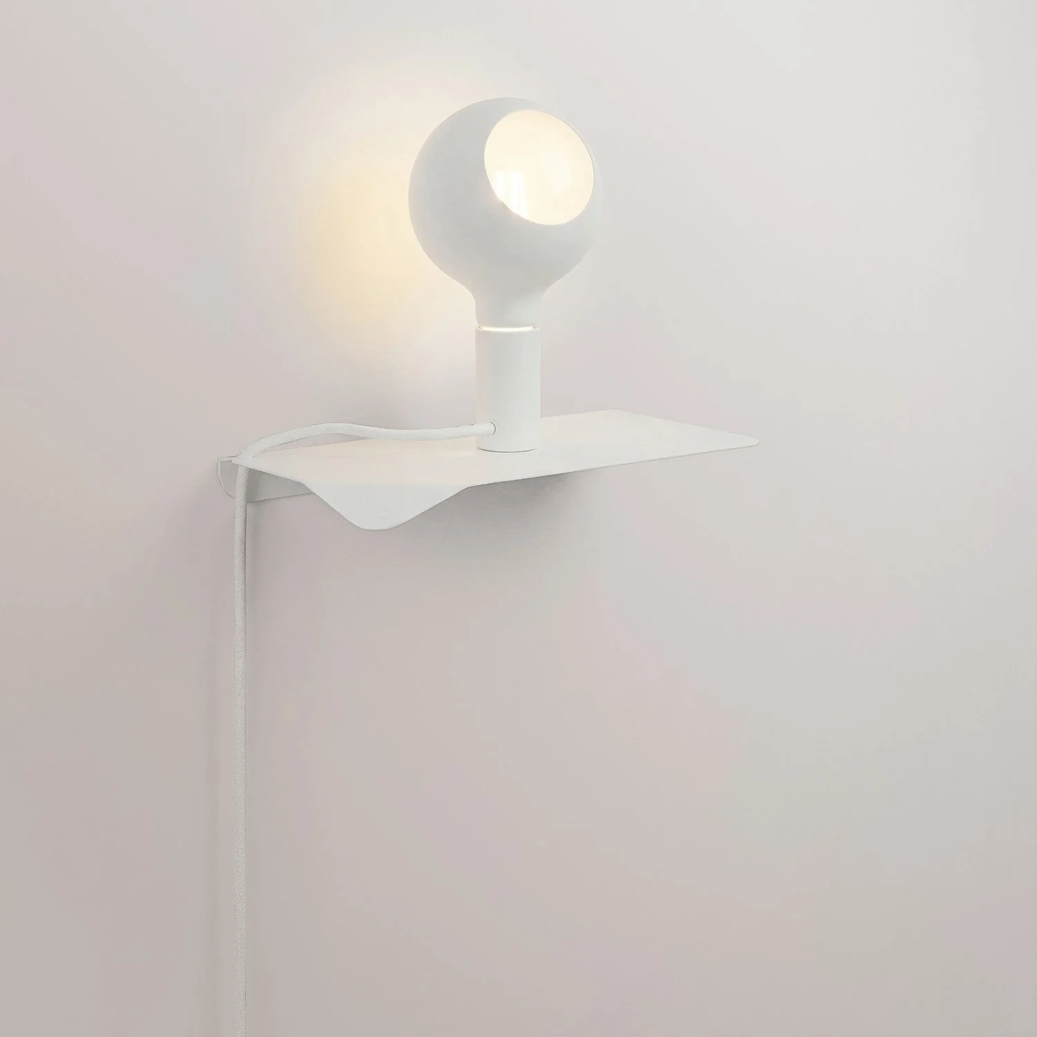 Combo Camo - Shelf lamp with UK Plug - White