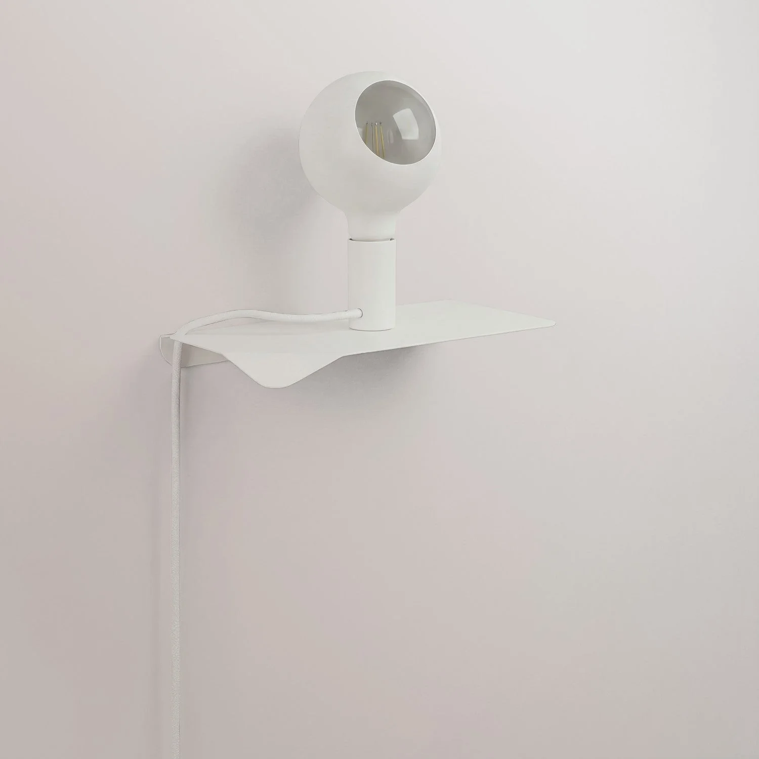Combo Camo - Shelf lamp with UK Plug - White - Image 3