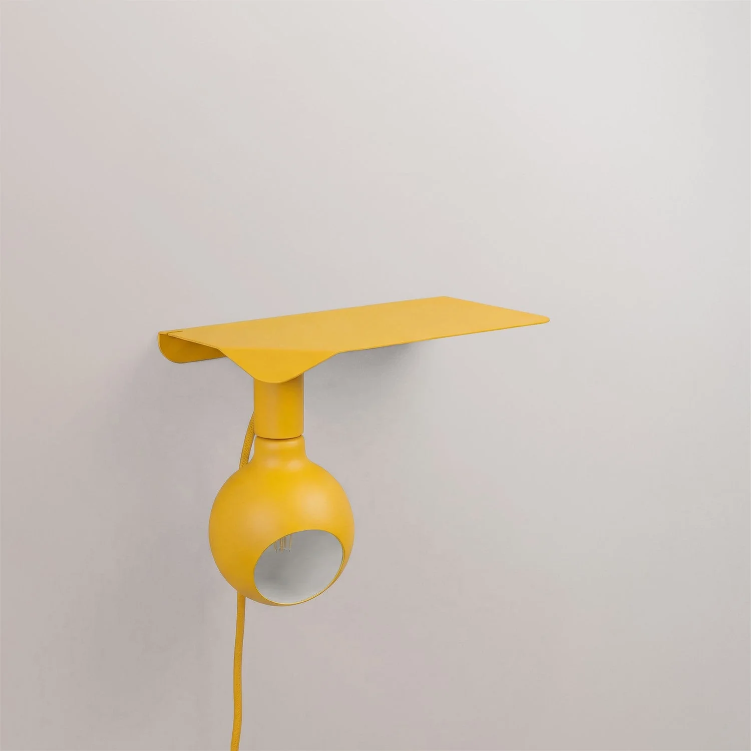 Combo Camo - Shelf lamp with UK Plug - Yellow - Image 5