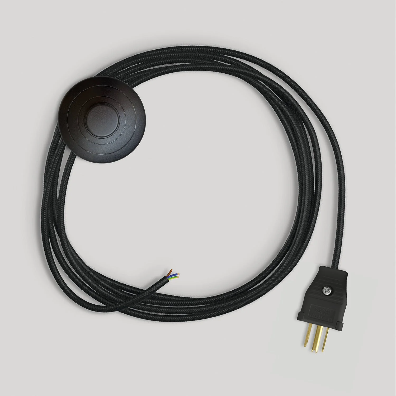 Lamp cord set with 10 ft black cable - Image 4