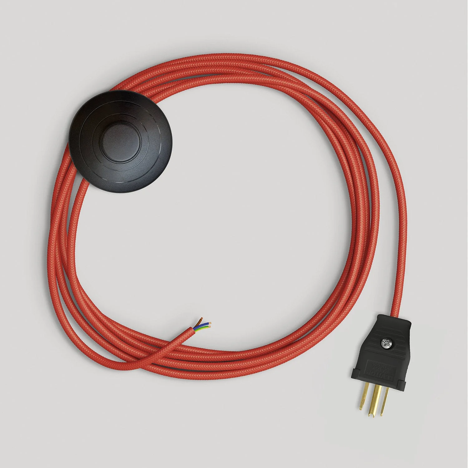 Cordset for lamp with bright red cable 10 ft - Image 4