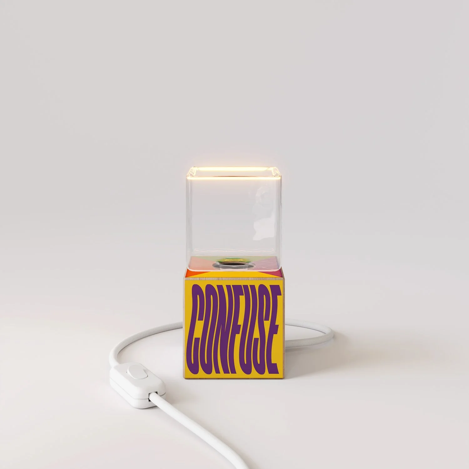 Cubetto table lamp with US plug, "Poche idee ma confuse" Ghost bulb - Santomanifesto - Image 5