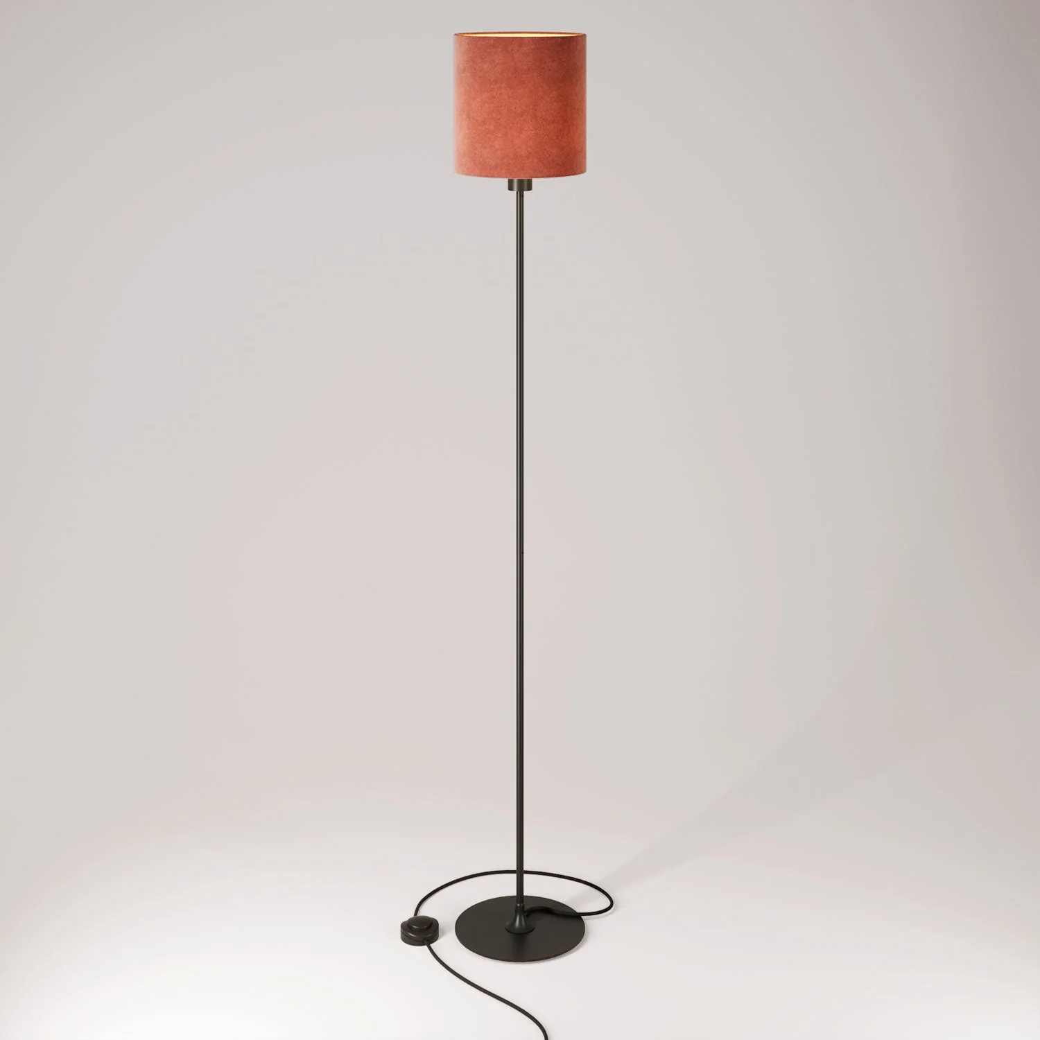 MAG-Y floor lamp with round metal base, Cilindro M lampshade, and UK plug - Black