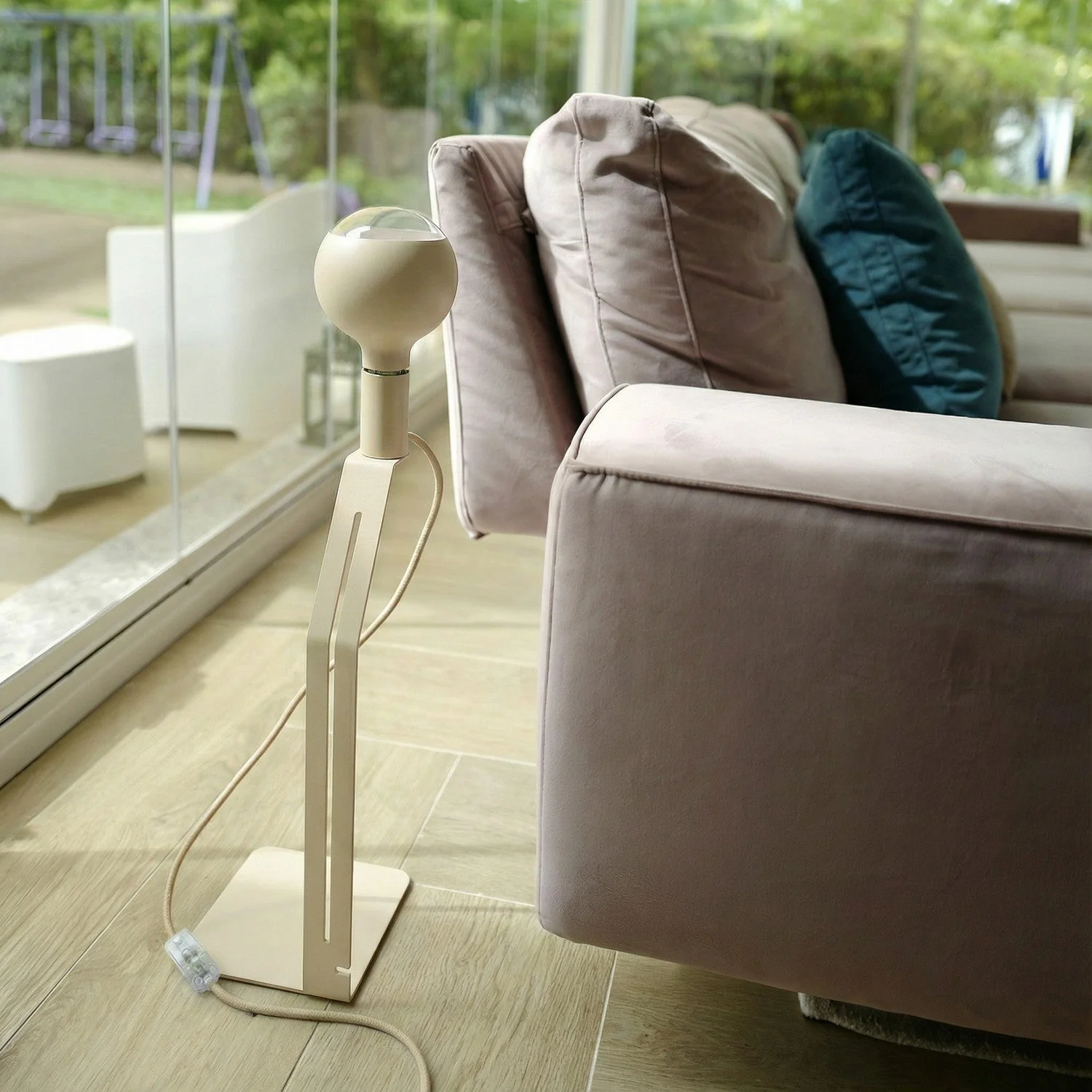 Koso Lucia - Table lamp with UK plug - Cream - Image 3