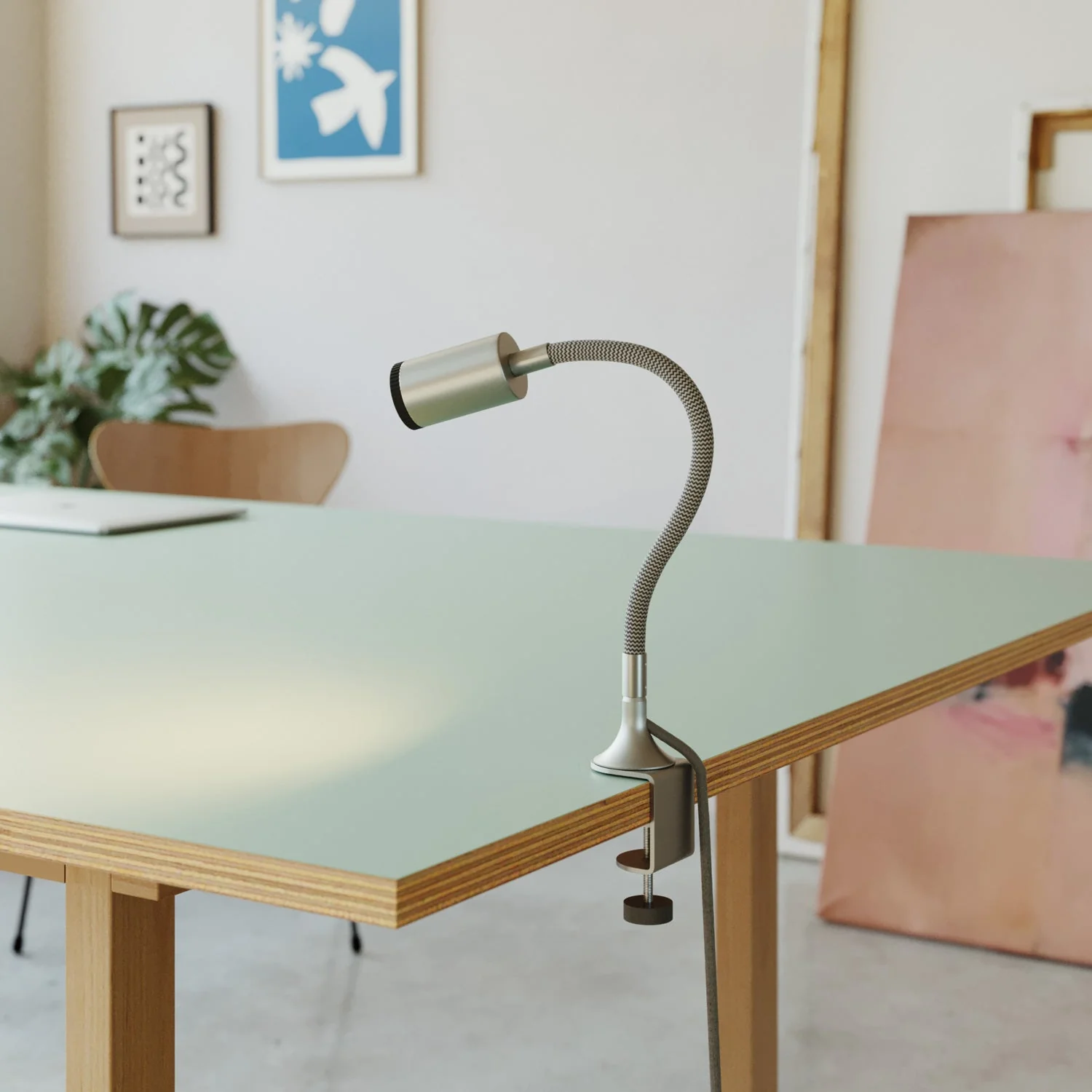 MAG-Y table clamp - Satin titanium - Image 2