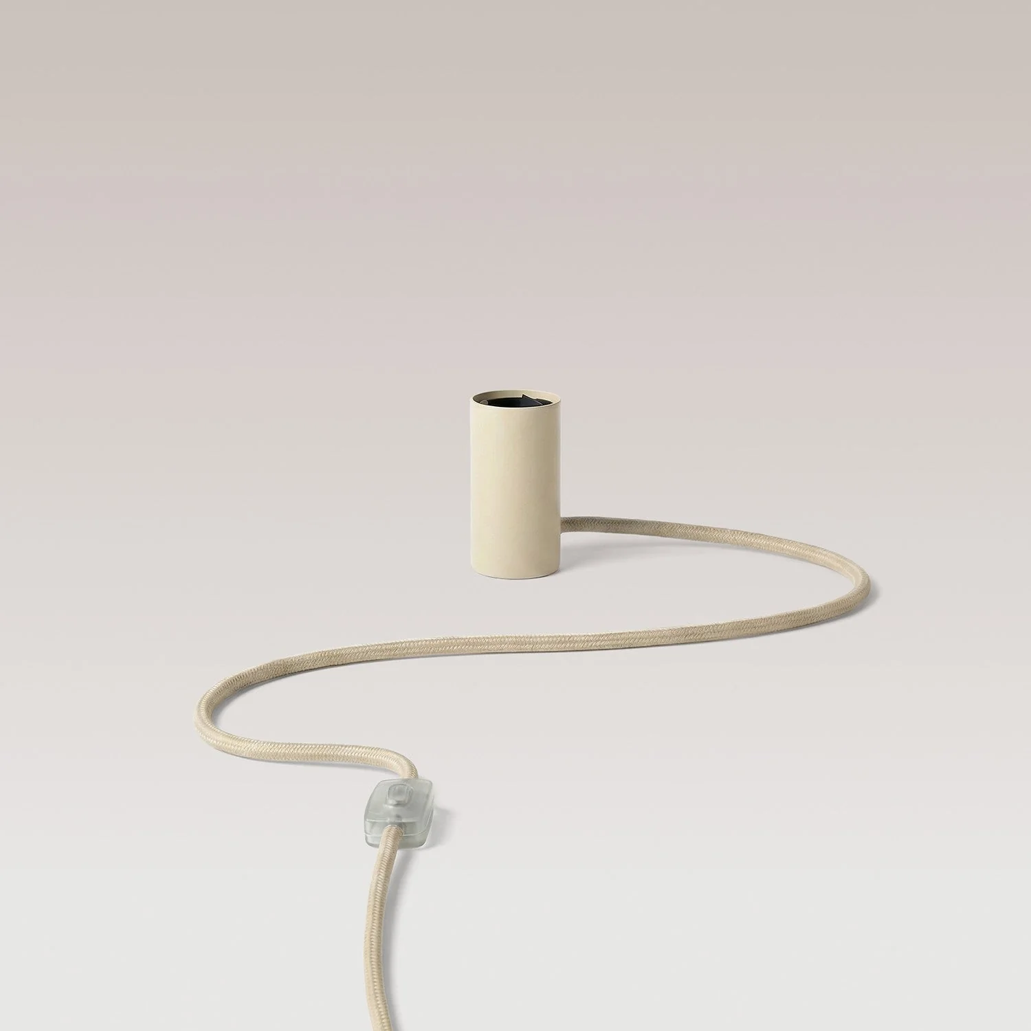 Magnetic plug-in lamp with E27 fitting and UK Plug - Cream
