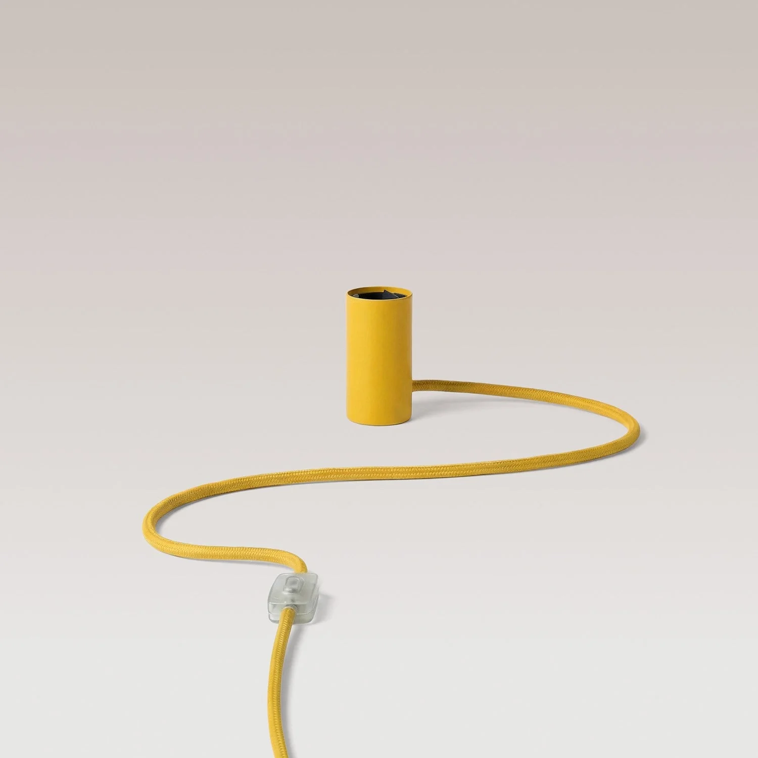 Magnetic plug-in lamp with E27 fitting and UK Plug - Yellow