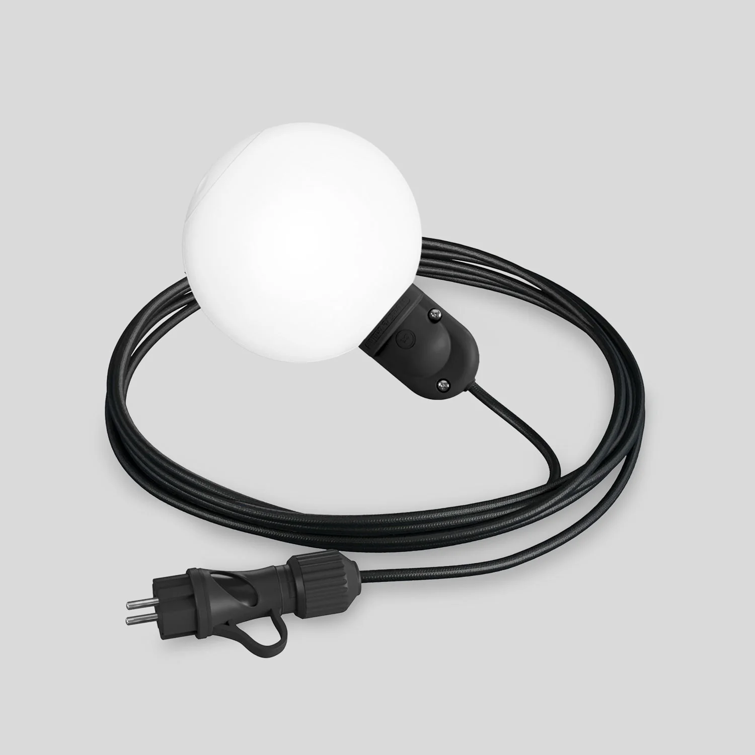 Modulair IP65 outdoor plug-in lamp with unbreakable Unbreak-a-Ball lampshade and SM04 cord