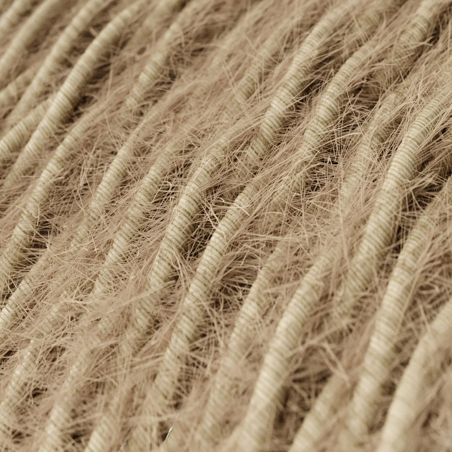 Pendant lamp with Honolulu raffia lampshade - Image 3