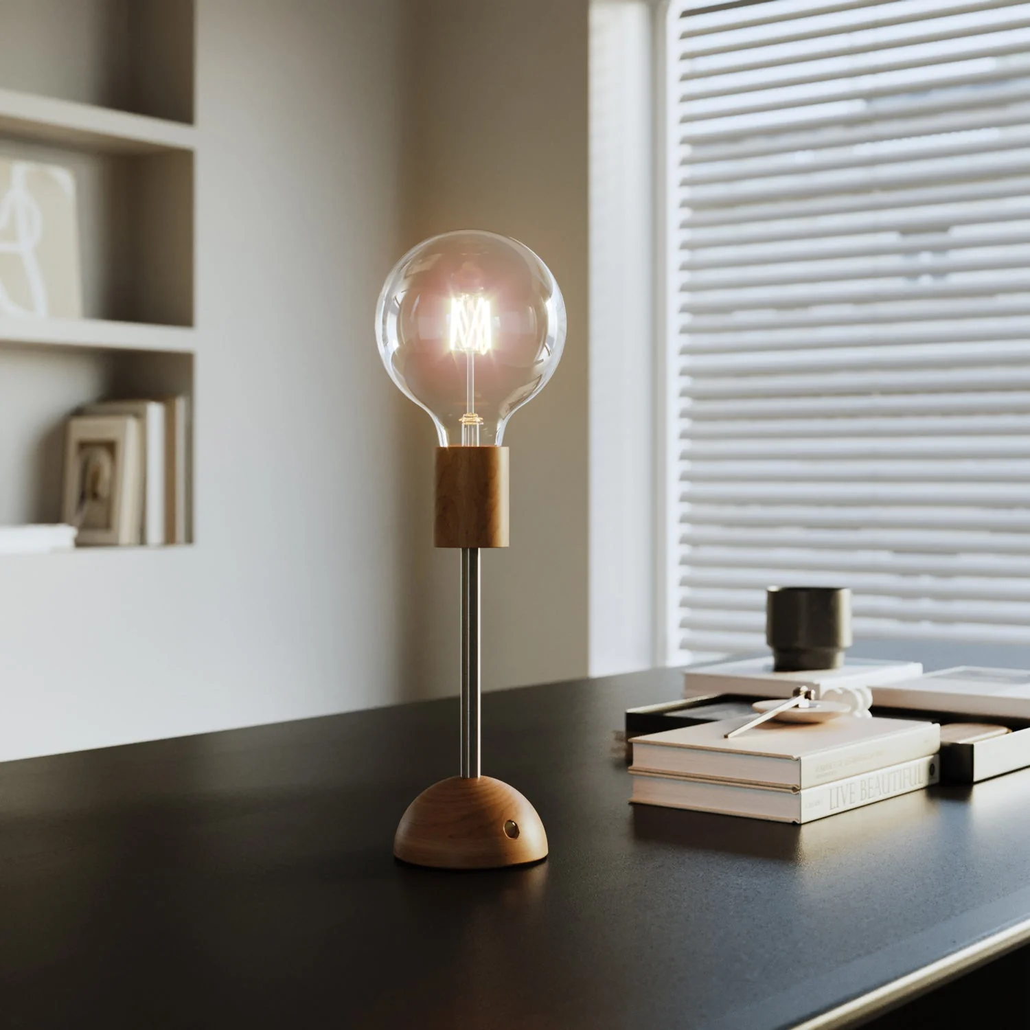 Portable and rechargeable Cabless02 lamp with G125 globe light bulb - Neutral - Image 4