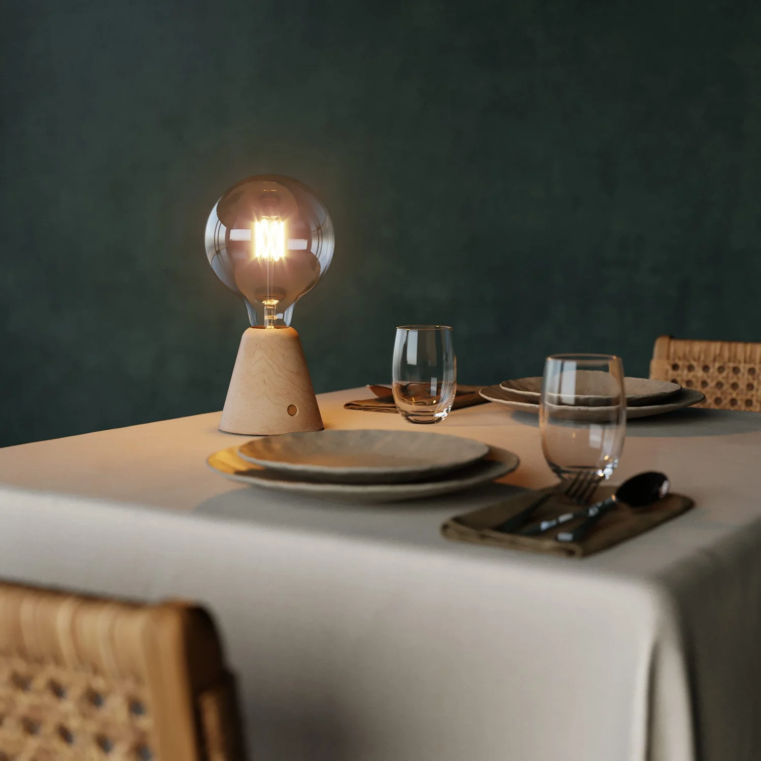 Cabless01 portable rechargeable lamp with G125 globe light bulb - Neutral - Image 4