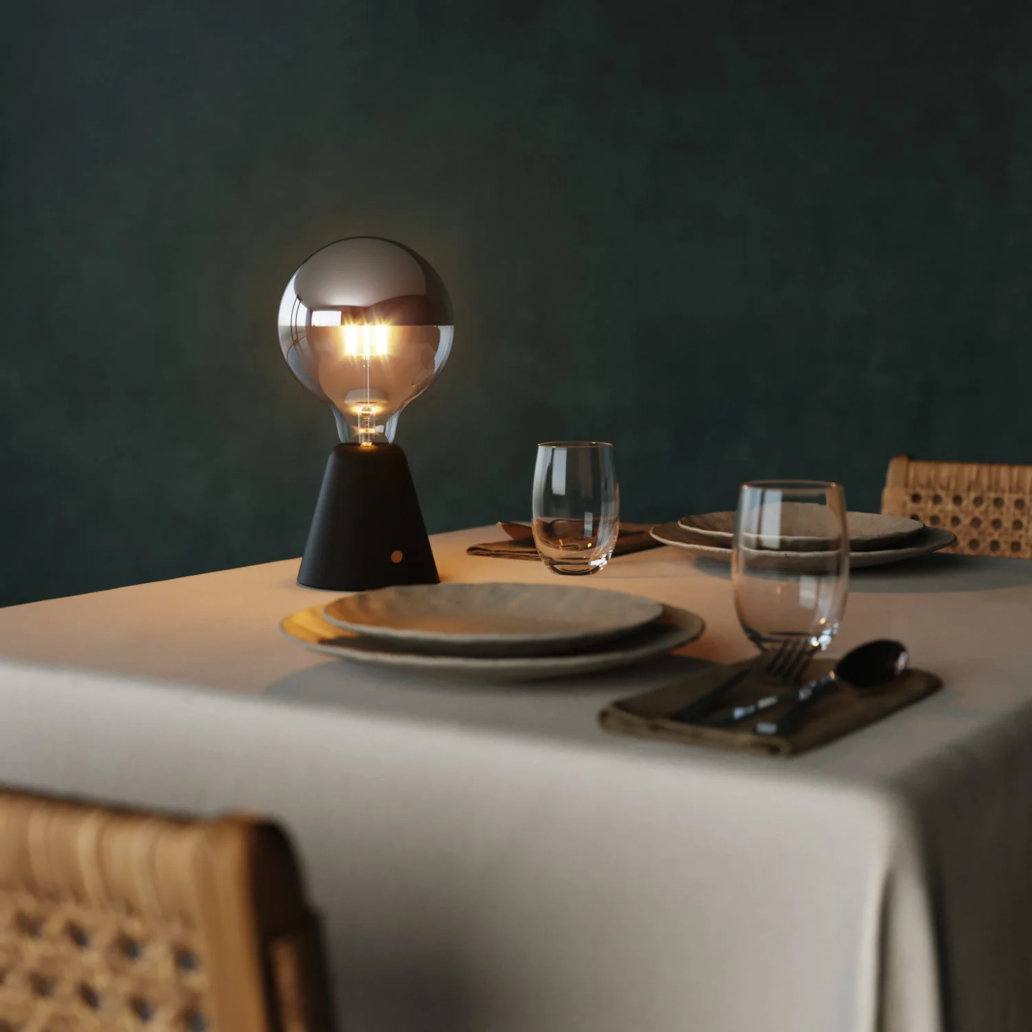 Cabless01 portable rechargeable lamp with globe half silver light bulb - Black - Image 4
