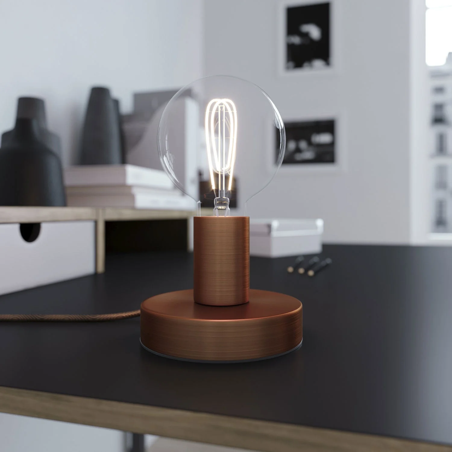 Posaluce - Metal table lamp - Satin copper - Image 2