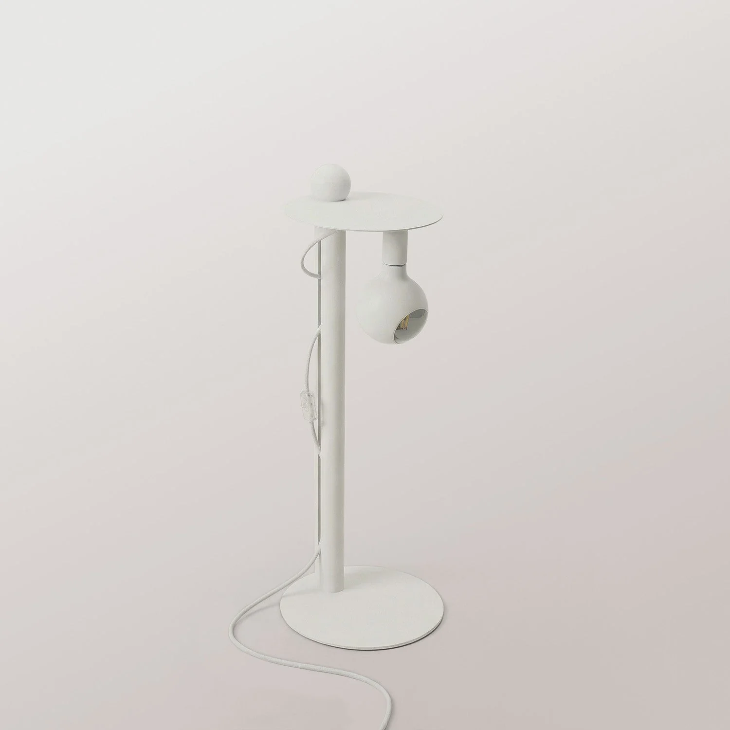 Rocco - Floor lamp with Camo light bulb - White - Image 6