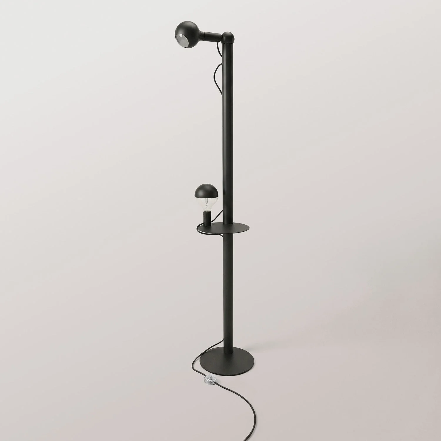 Rocco XXL - Floor lamp with UK plug and Maria and Camo light bulbs - Black - Image 4