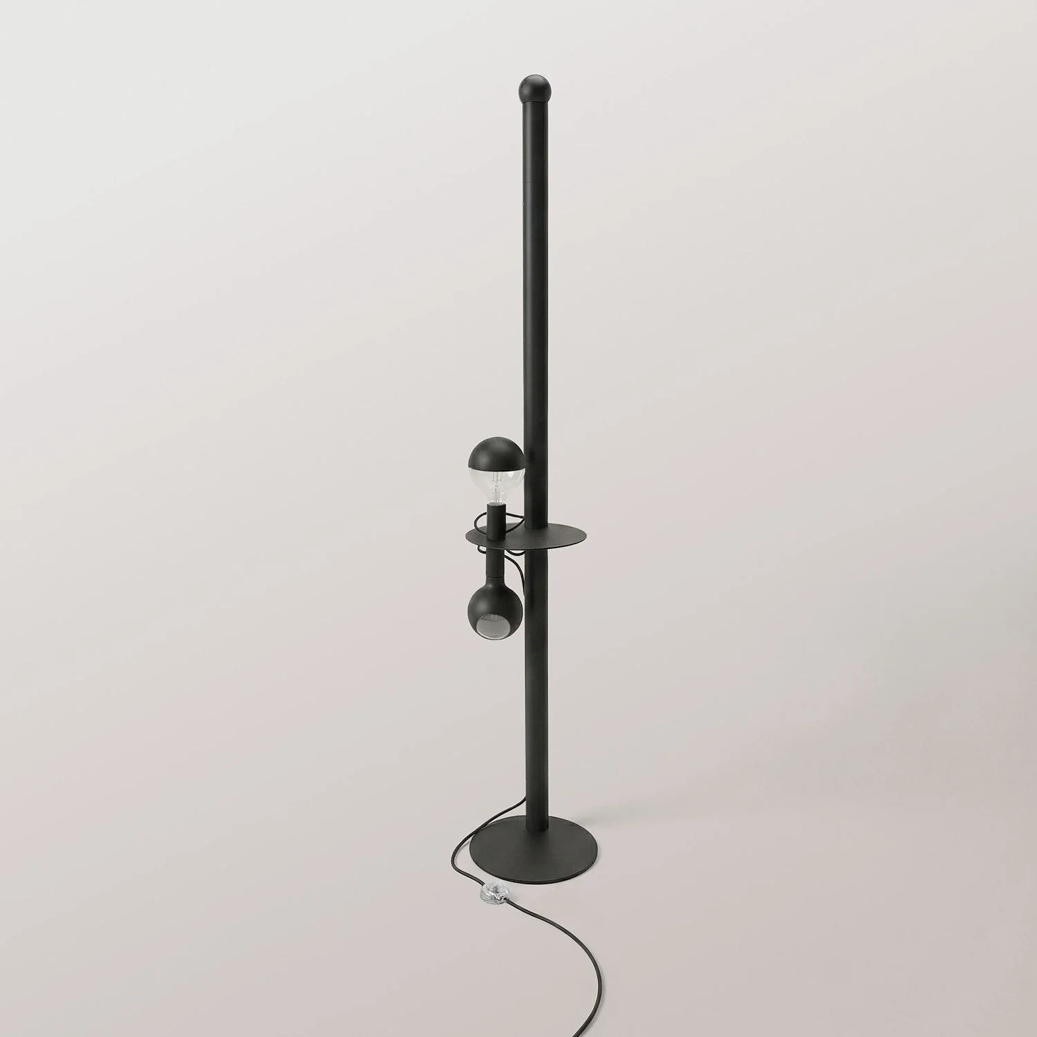 Rocco XXL - Floor lamp with UK plug and Maria and Camo light bulbs - Black - Image 6
