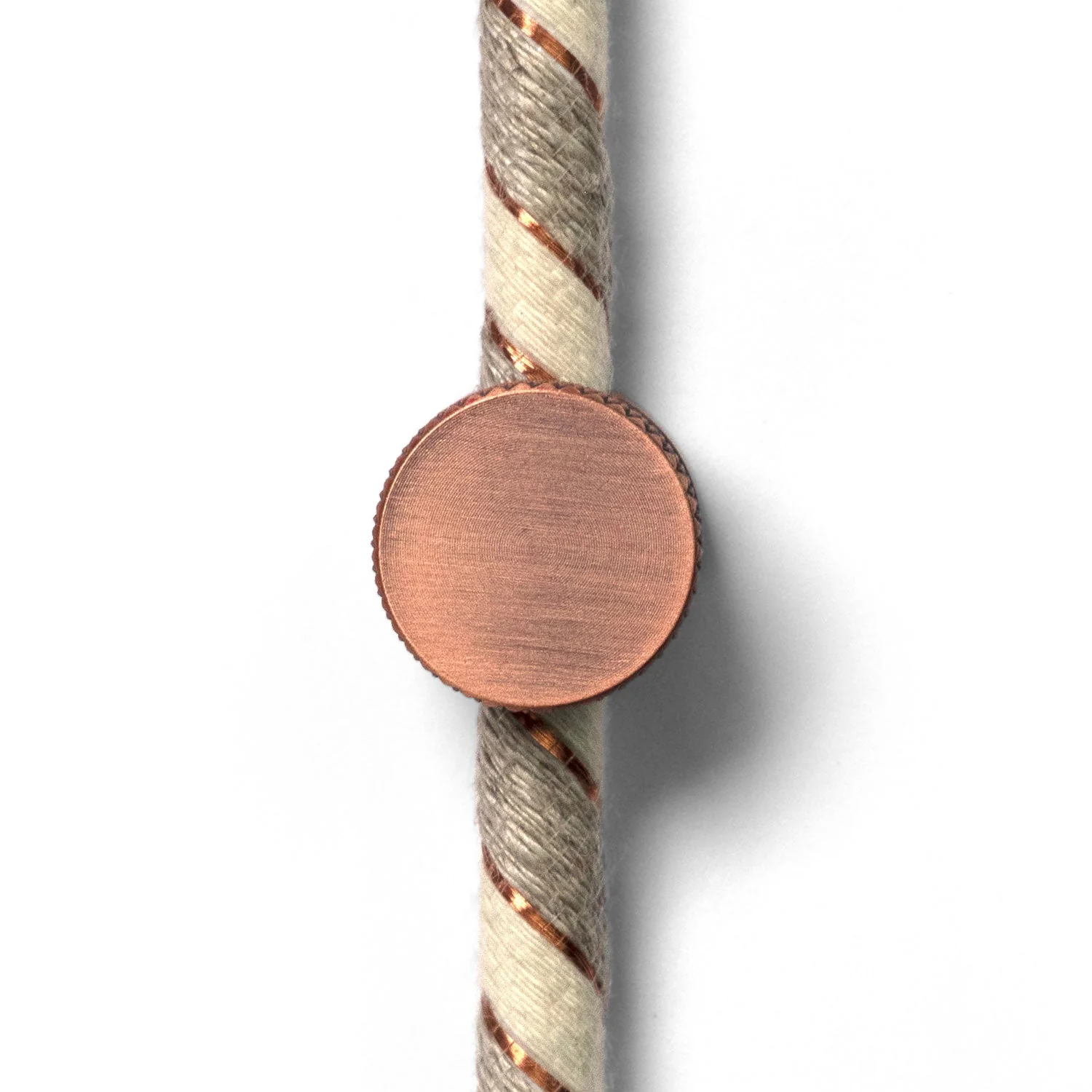 Sarè - Wall mount, metal cord guide for textile cord - Satin copper - Image 4