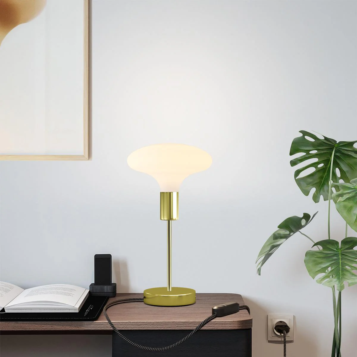 Idra table lamp with metal base - Brass - Image 6