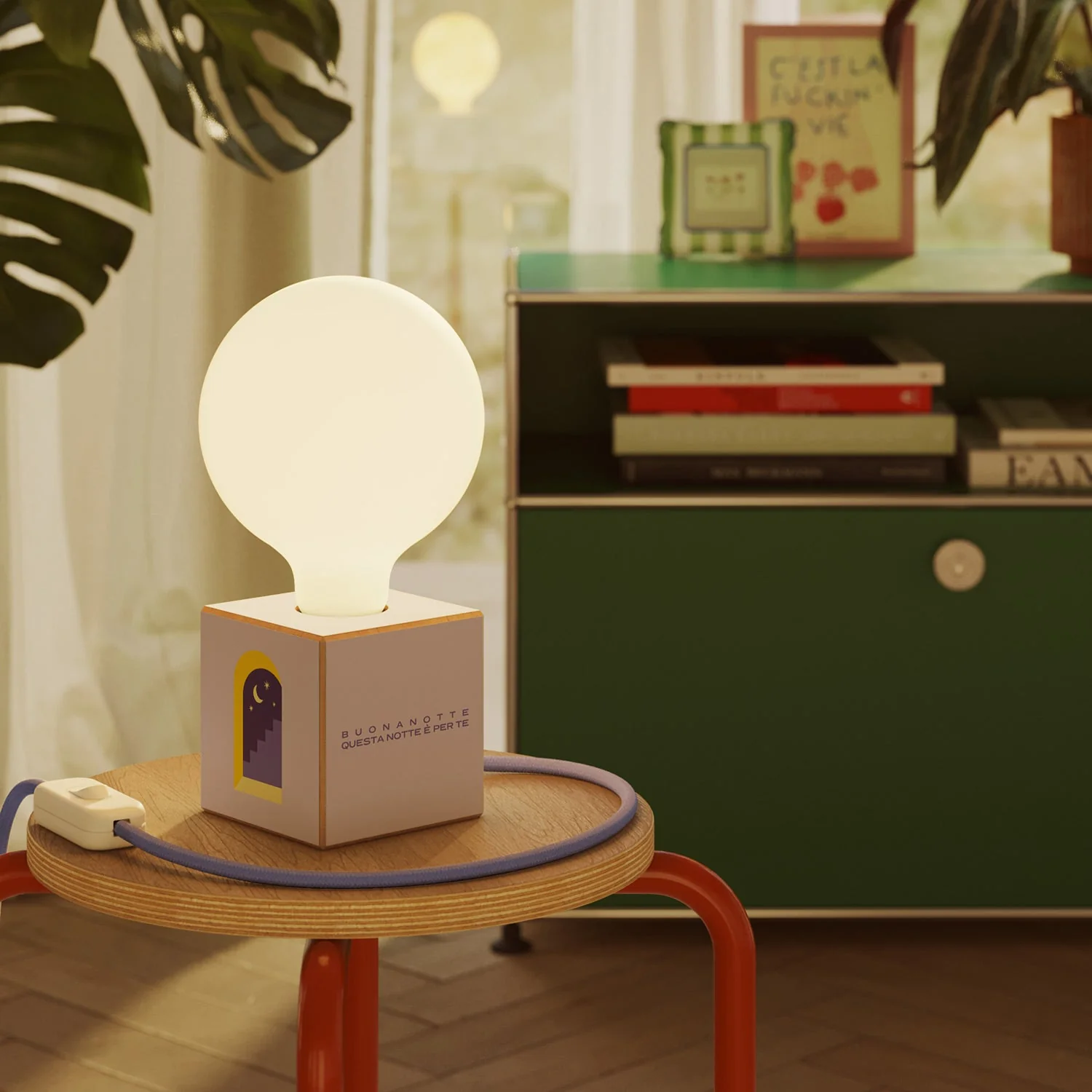 Cubetto Table Lamp "Buonanotte fiorellino" with UK plug and porcelain effect globe light bulb - Santomanifesto - Image 2