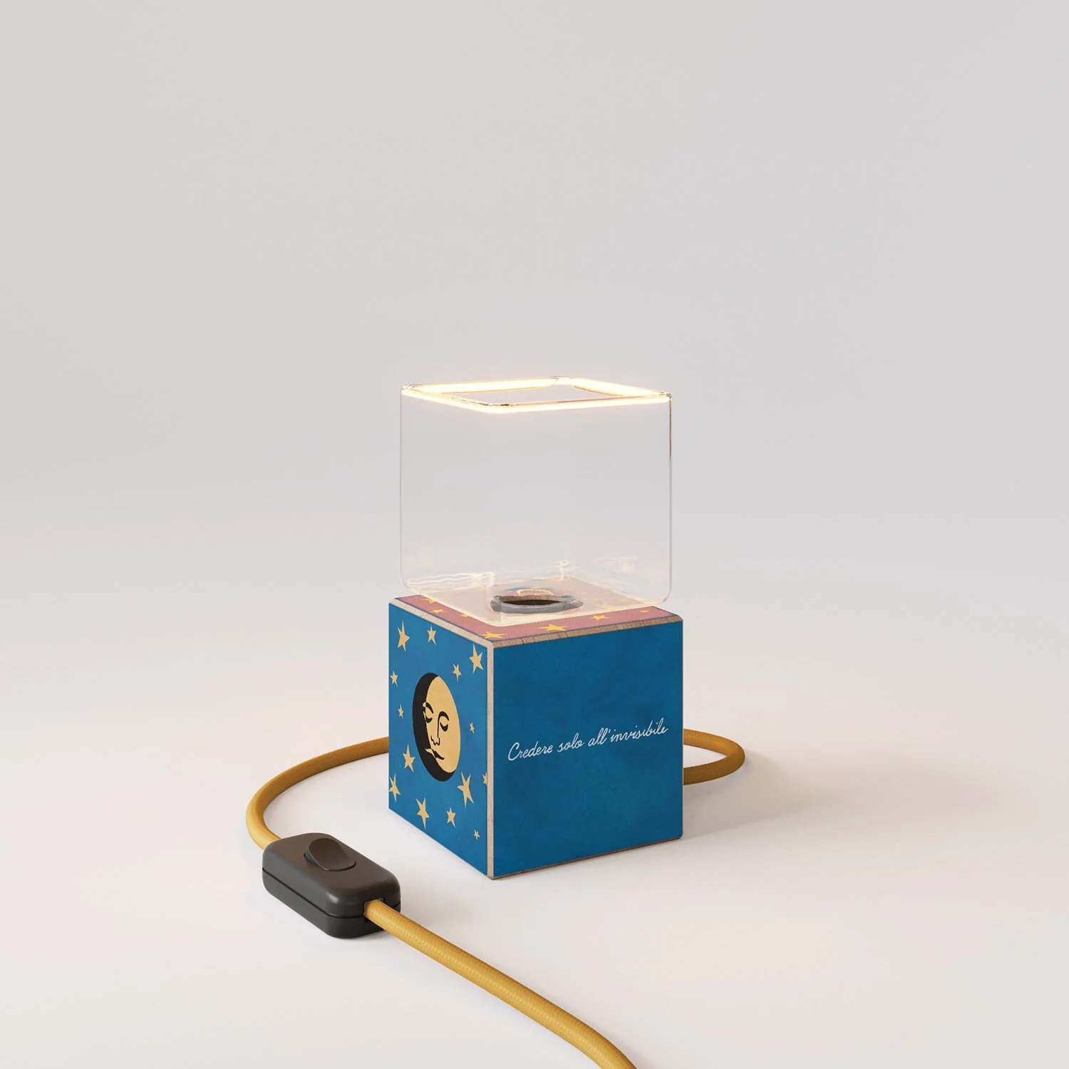 Cubetto Table Lamp "La Luna" with UK plug and Ghost light bulb - Santomanifesto