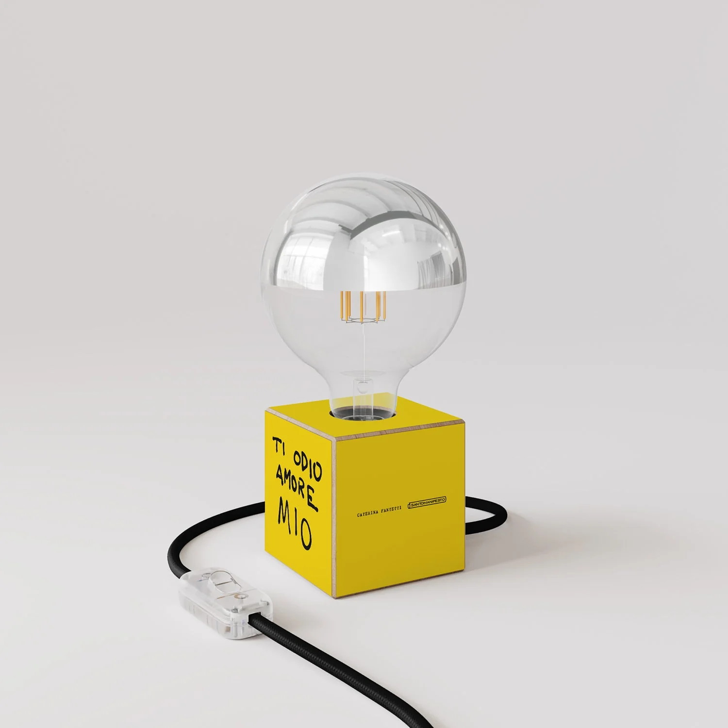 Cubetto table lamp "I hate you my love" with half-silvered globe Light bulb - Santomanifesto - Image 3