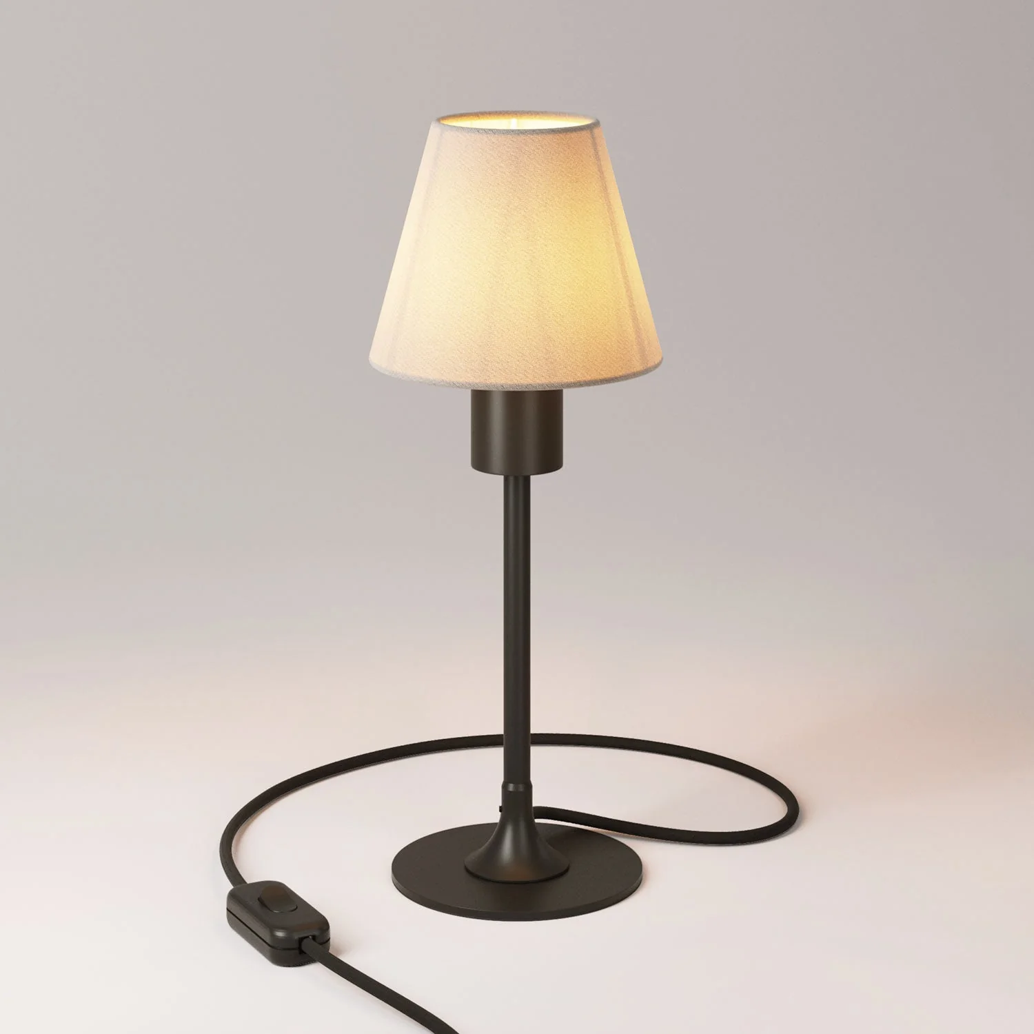 MAG-Y table lamp with round metal base, lampshade, and UK plug - Black