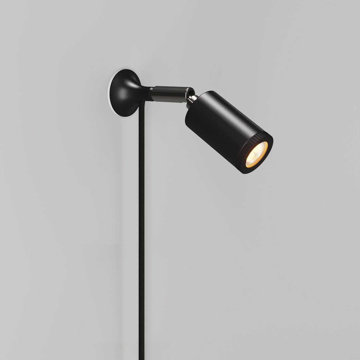 MAG-Y wall lamp with joint, spot light, and UK plug - Black